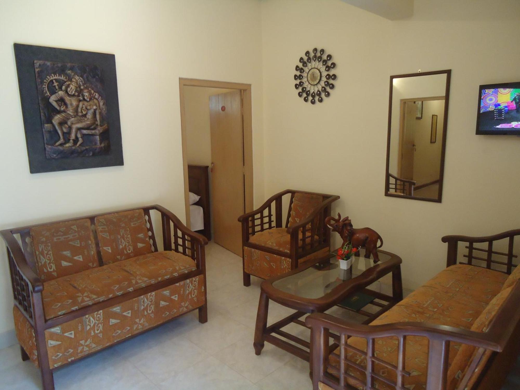 Guest House Кадувела Екстер'єр фото