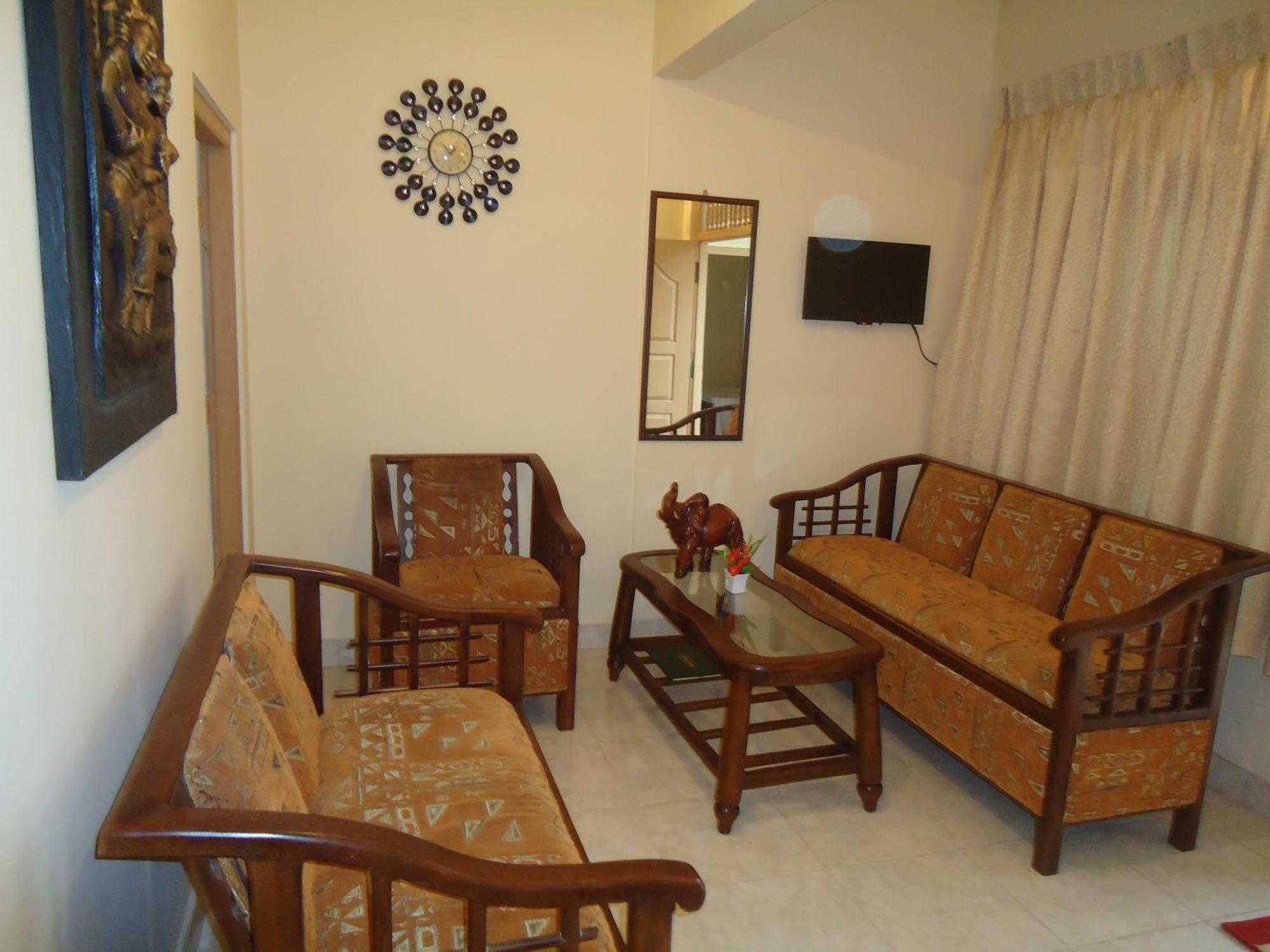Guest House Кадувела Екстер'єр фото