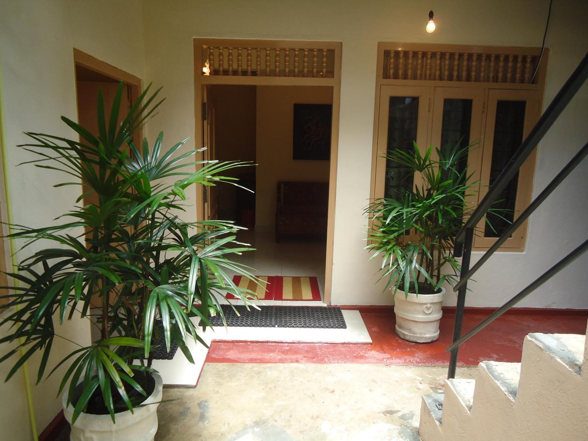 Guest House Кадувела Екстер'єр фото